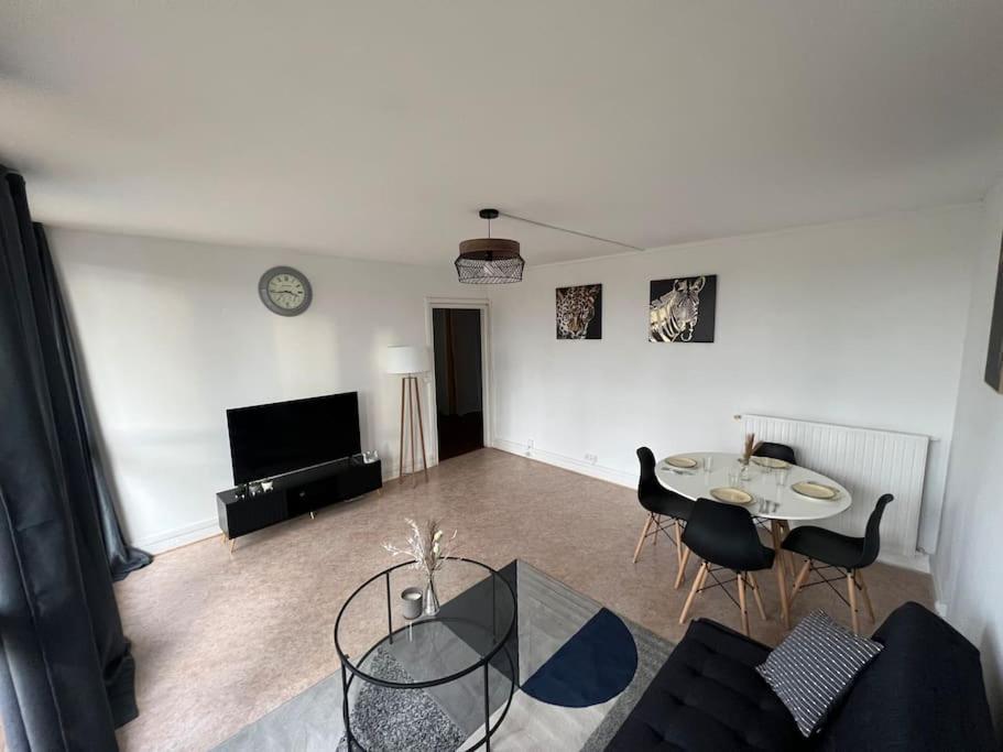 Appt T3, 65 M2 Proche De Paris Appartement Méry-sur-Oise Buitenkant foto
